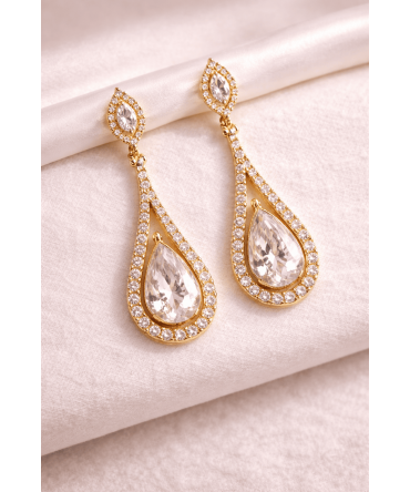 GOLDEN DROP ELEGANCE EARRINGS